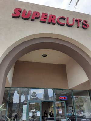 Supercuts 8440 Rio San Diego Dr San Diego Ca Beauty Salons Equipment Supplies Mapquest