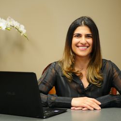 Haronian Insurance - Ramona Molayem has been serving the greater Los Angeles, San Fernando Valley and Monterey County for close to 20 years.