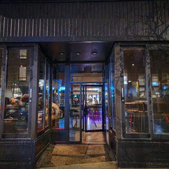 Emil Bar - the entrance to the restaurant - Bars Near Me - Montreal, Quebec Emil Bar - the entrance to the restaurant - Bars Near Me - Montreal, Quebec