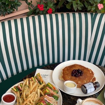The Cabana Cafe - SUNSET CLUB , LATTE , BLUEBERRY PANCAKE - Diners Near Me - Beverly Hills, California The Cabana Cafe - SUNSET CLUB , LATTE , BLUEBERRY PANCAKE - Diners Near Me - Beverly Hills, California