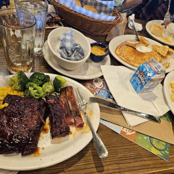 Cracker Barrel - Southern Near Me - Victorville, California Cracker Barrel - Southern Near Me - Victorville, California