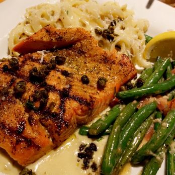 Lombardi's Italian Restaurant - Salmon and butter fettuccine - Italian Near Me - Everett, Washington Lombardi's Italian Restaurant - Salmon and butter fettuccine - Italian Near Me - Everett, Washington