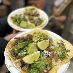 Taqueria Vallarta - Al pastor taco and carne asada