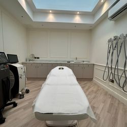 Pulse Laser Aesthetic Clinic