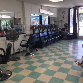 JOHN WESLEY INTERNATIONAL BARBER & BEAUTY COLLEGE - Updated July 2026 - 15 Photos & 35 Reviews - 920 Atlantic Ave, Long Beach, California - Barbers - Phone Number - Offerings - Yelp