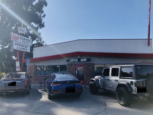 Lisa's Coffee Shop by null