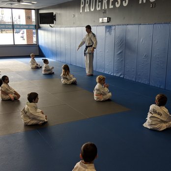 John Geyston's Martial Arts Academy - Saturday morning tiny tiger (4-5 yr. old) class - Martial Arts Near Me - Springfield, Illinois John Geyston's Martial Arts Academy - Saturday morning tiny tiger (4-5 yr. old) class - Martial Arts Near Me - Springfield, Illinois