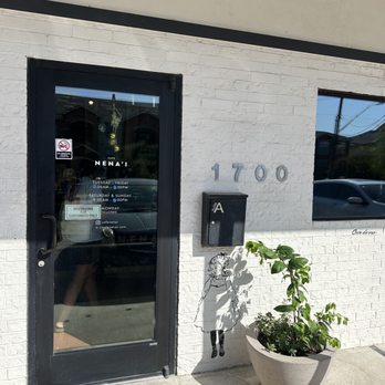 Cafe Nena'i - The entrance - Coffee & Tea Near Me - Austin, Texas
