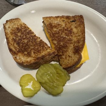 Dakota Diner - Grilled Cheese - Diners Near Me - Dickinson, North Dakota