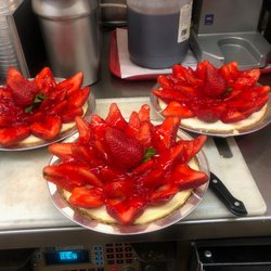 Nation's Giant Hamburgers - Strawberry cheese cake