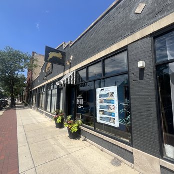 Peckish Pig - Out front! - Breakfast & Brunch Near Me - Evanston, Illinois