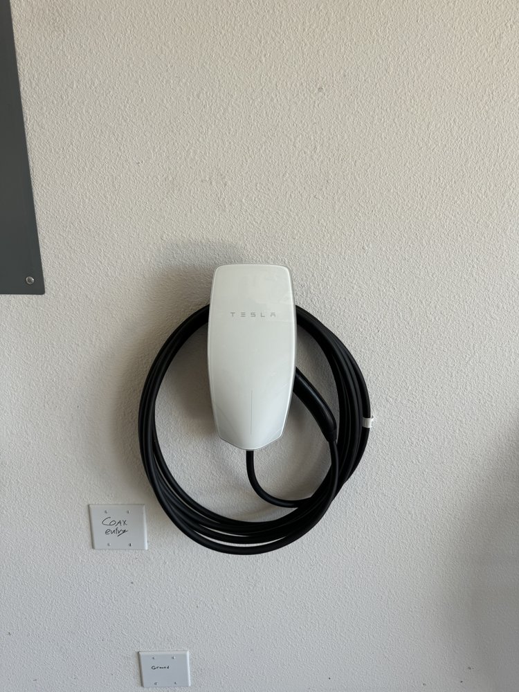 Slide of 3Z Electric