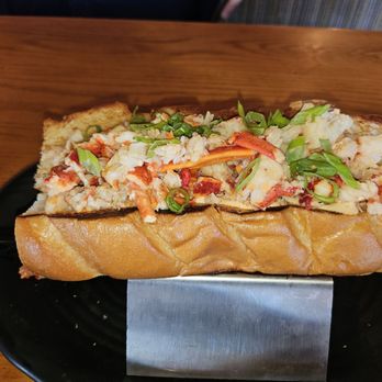 Pier 76 Fish Grill - Lobster roll - Seafood Near Me - Riverside, California