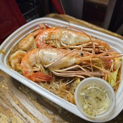 Suross Thai Bistro - Jumbo shrimp clay pot
