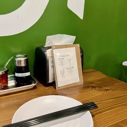 Major Dumplings - Table
