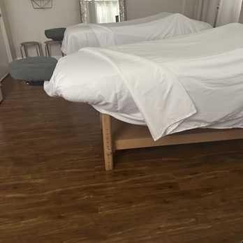 Great Massage La Jolla - Heated massage tables - Massage Near Me - La Jolla, California Great Massage La Jolla - Heated massage tables - Massage Near Me - La Jolla, California