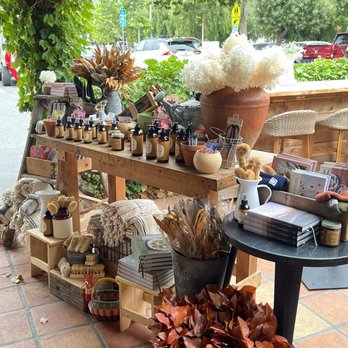 The Nest - Near the shop - Waffles Near Me - Ojai, California