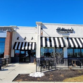 Holtman's Donuts - Front with nice large patio - Donuts Near Me - West Chester, Ohio