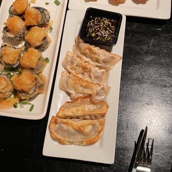 Tokio Pub - Spicy Tuna Crispy Rice, crab Rangoon Roll and Potstickers - Japanese Near Me - Schaumburg, Illinois Tokio Pub - Spicy Tuna Crispy Rice, crab Rangoon Roll and Potstickers - Japanese Near Me - Schaumburg, Illinois