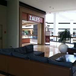 Zales Jewelers - Zales @ Fox Valley Mall