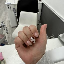 Nicole's cowgirl nail work Nicole's cowgirl nail work