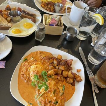 Crepas-oh! - Eggs Benedict oh Soo yummy - Creperies Near Me - Santa Fe, New Mexico