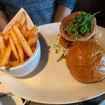 Nick's San Clemente - American Near Me - San Clemente, California