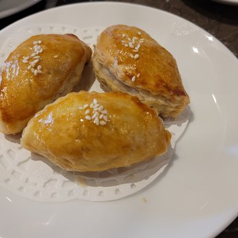 MingHin Cuisine - BBQ pork puffs - Dim Sum Near Me - Chicago, Illinois MingHin Cuisine - BBQ pork puffs - Dim Sum Near Me - Chicago, Illinois