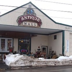 Cabin Fever Antiques & Collectibles - Winter 2010 - Cold but OPEN