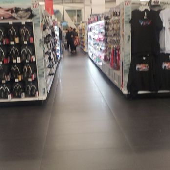 Walgreens - the inside of a store - Cosmetics & Beauty Supply Near Me - Las Vegas, Nevada Walgreens - the inside of a store - Cosmetics & Beauty Supply Near Me - Las Vegas, Nevada