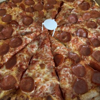 Zeppo's Pizza - Pepperoni pizza - Pizza Near Me - Bakersfield, California Zeppo's Pizza - Pepperoni pizza - Pizza Near Me - Bakersfield, California