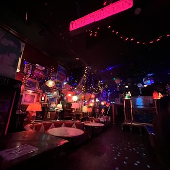 Tiger Mountain - Cozy decor - Dive Bars Near Me - Asheville, North Carolina