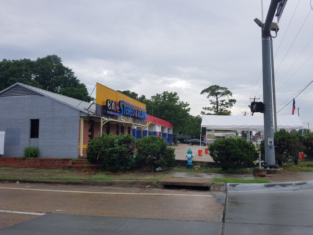 KAYLAS CUSTOM CAR STEREO 7414 Long Point Rd, Houston, Texas Car