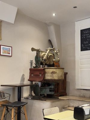 Chez Thérésa by null