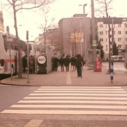 ZOB Bahnhof - Busse kommen an.