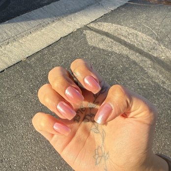 Organic Nail Lounge - Nail Salons Near Me - Henderson, Nevada