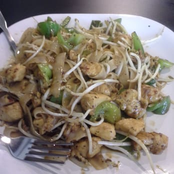 No Thai! - Drunken noodles with chicken! - Thai Near Me - East Lansing, Michigan No Thai! - Drunken noodles with chicken! - Thai Near Me - East Lansing, Michigan
