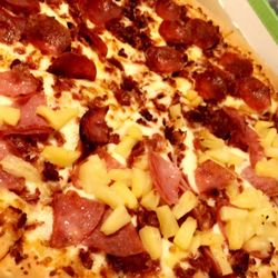Piara Pizza - Large pepperoni & bacon and other half Hawaiian with added bacon