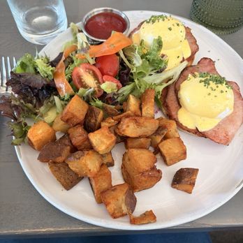Openaire - Eggs Benedict - New American Near Me - Los Angeles, California Openaire - Eggs Benedict - New American Near Me - Los Angeles, California