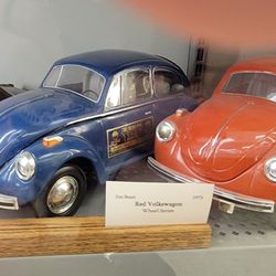 Collectors Decanters & Steins - My favorite car, as a decanter!
