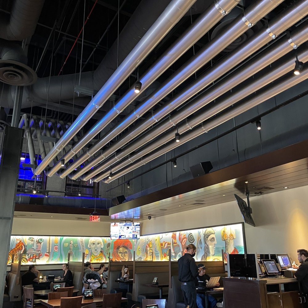 Yard House - New American Near Me - Carlsbad, California