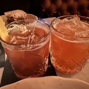 2nd Floor Bar & Essen - Cocktail Bars Near Me - New York, New York