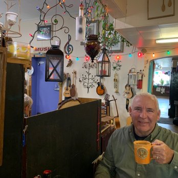 Rare Earth Goods Cafe - Cute atmosphere. - Cafes Near Me - Ishpeming, Michigan