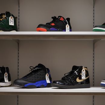 The Sneaker Plug - Outlet Stores Near Me - Eagan, Minnesota