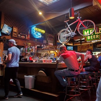 Crescent Moon Ale House - Pubs Near Me - Omaha, Nebraska Crescent Moon Ale House - Pubs Near Me - Omaha, Nebraska