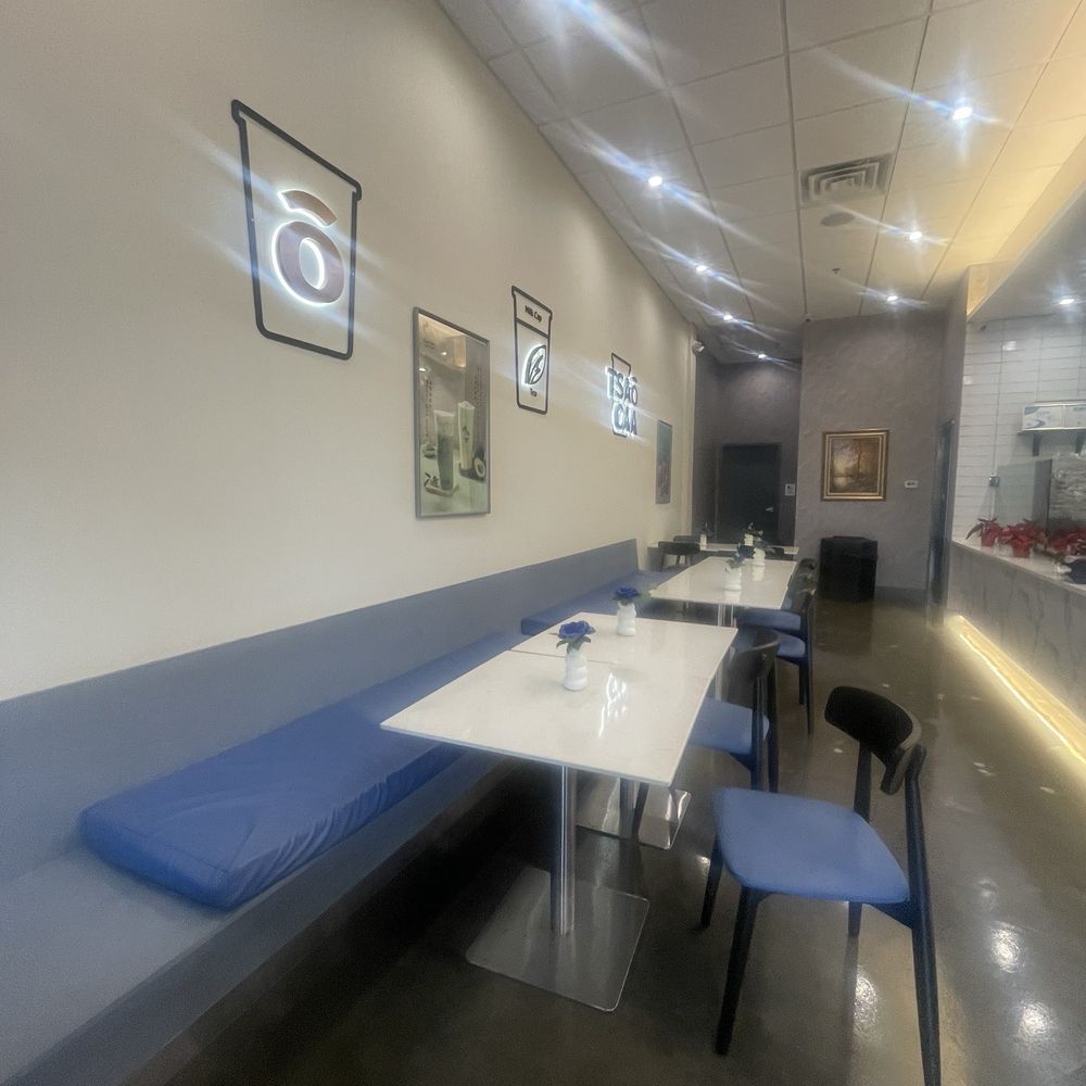 Tsaocaa - Inside seating - Desserts Near Me - Glen Mills, Pennsylvania Tsaocaa - Inside seating - Desserts Near Me - Glen Mills, Pennsylvania