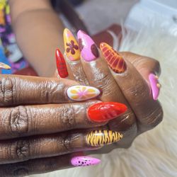Diamond Nails