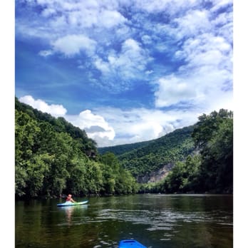 Twin River Outfitters - Rafting/Kayaking Near Me - Buchanan, Virginia