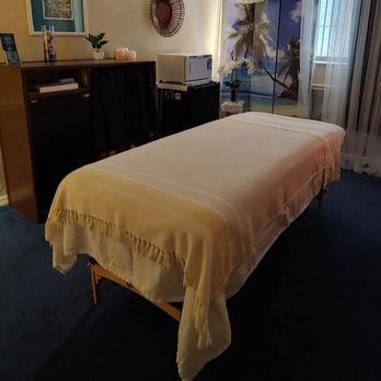 Encompass Massage of Sebring - Treatment room - Massage Therapy Near Me - Sebring, Florida Encompass Massage of Sebring - Treatment room - Massage Therapy Near Me - Sebring, Florida