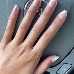 Side slant white tip design (: Side slant white tip design (: